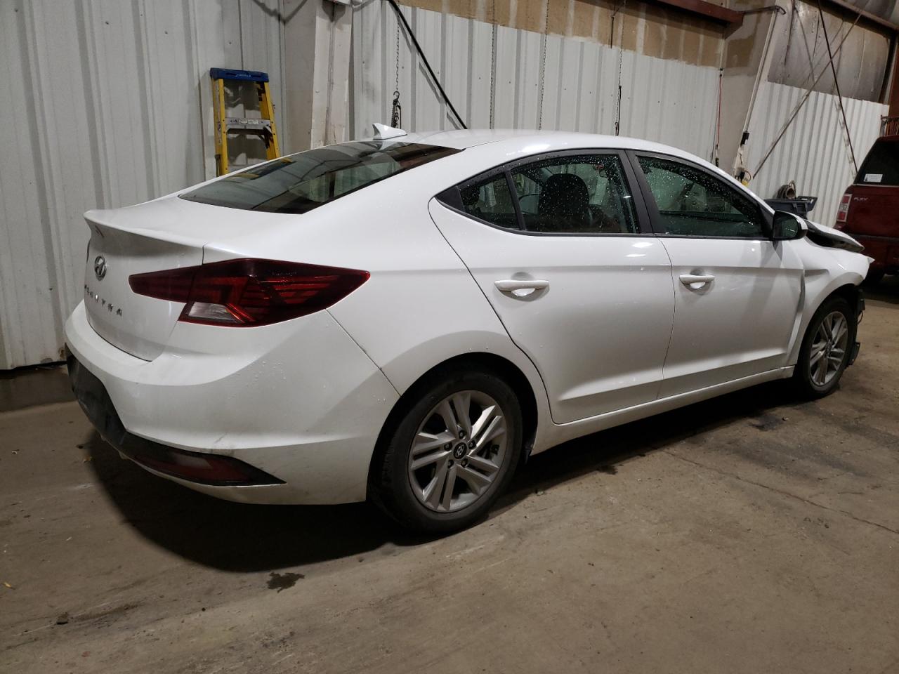HYUNDAI ELANTRA SEL