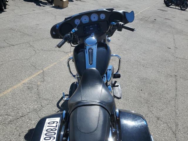 2022 HARLEY-DAVIDSON FLHX 1HD1KBC28NB657937