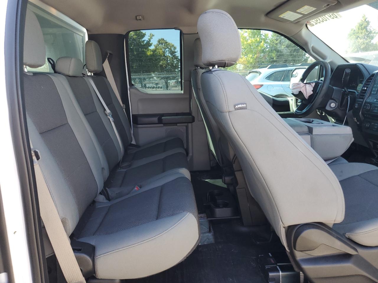 FORD F-150 SUPER CAB