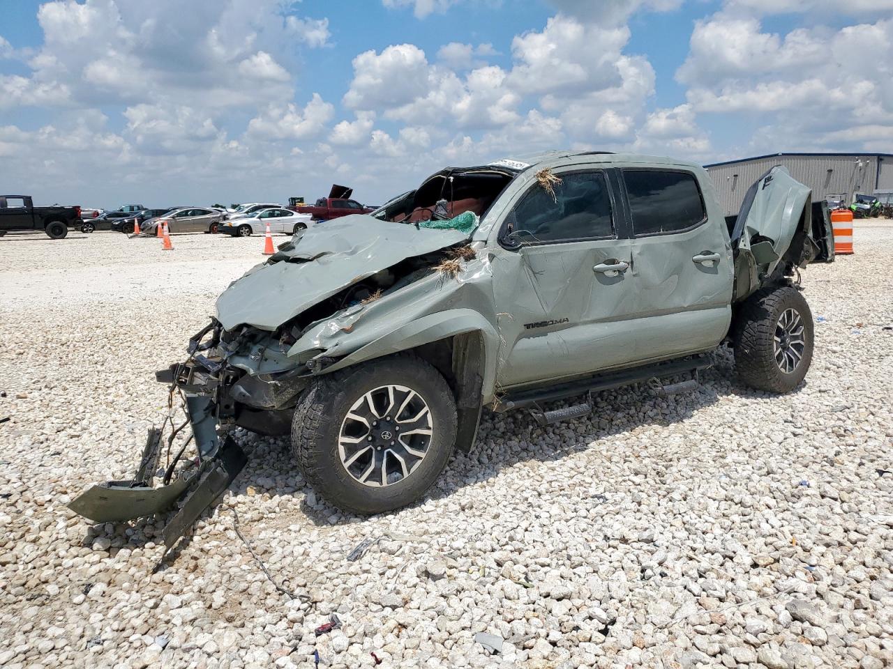 TOYOTA TACOMA DOUBLE CAB