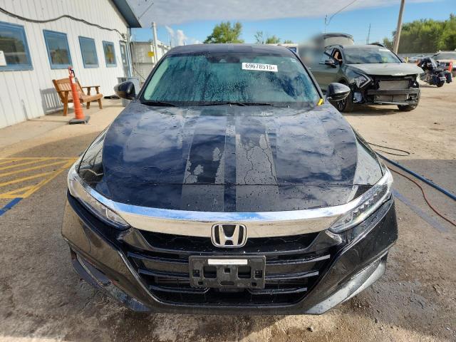 2018 HONDA ACCORD EXL 1HGCV2F6XJA007489