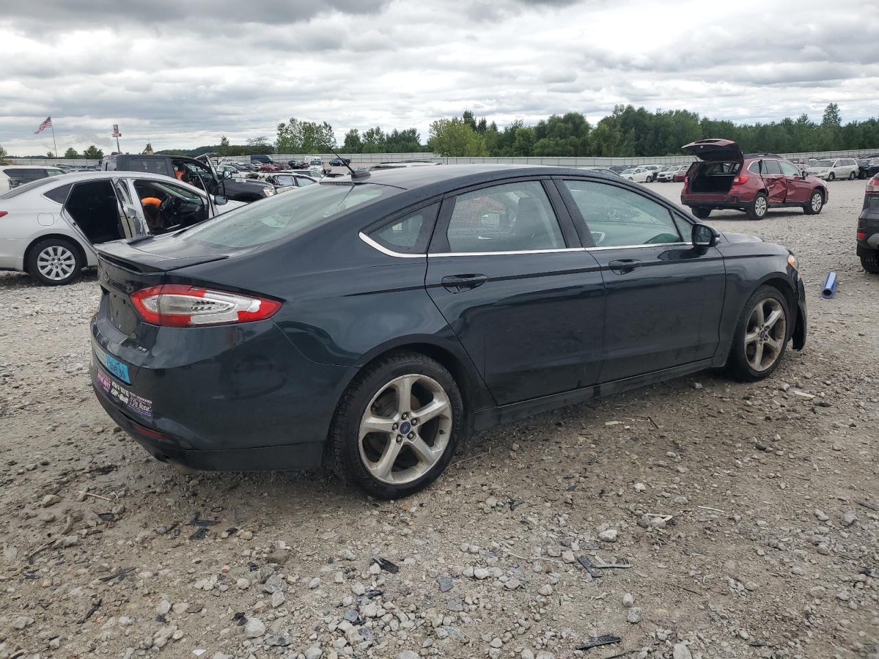 FORD FUSION SE