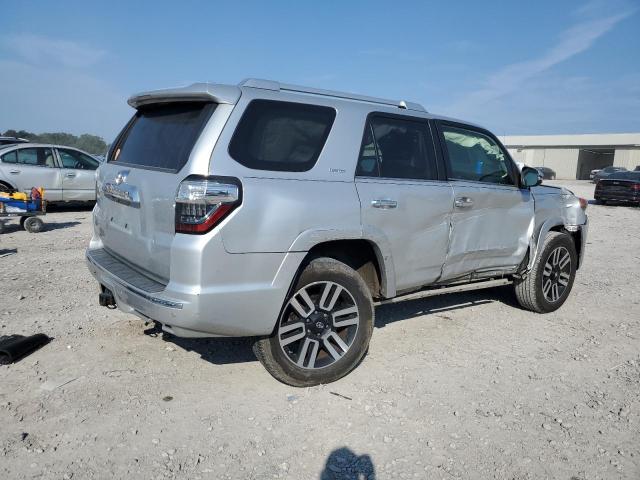 2017 TOYOTA 4RUNNER SR JTEBU5JR6H5419696