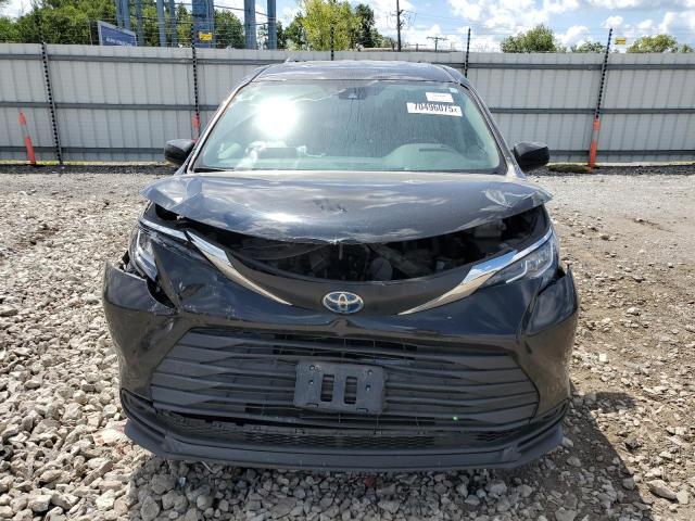 2022 TOYOTA SIENNA LE - 5TDKRKECXNS090064