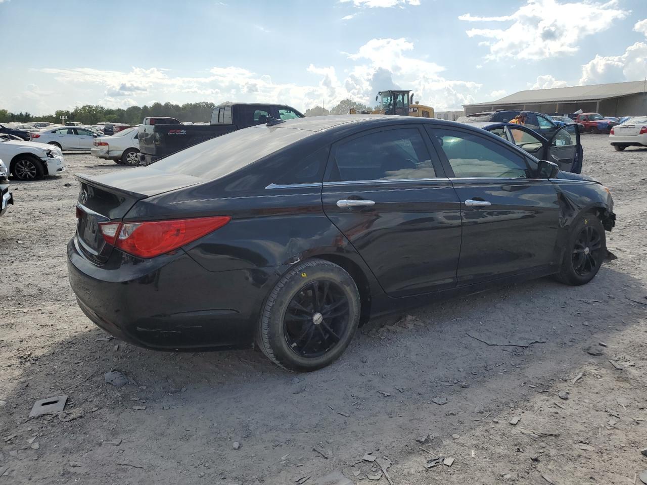 Lot #3305214020 2013 HYUNDAI SONATA GLS