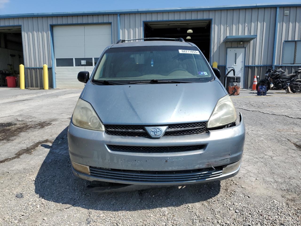 Lot #3285615278 2004 TOYOTA SIENNA CE