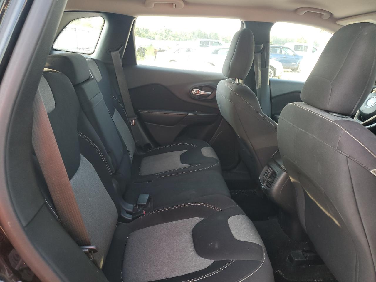 JEEP GRAND CHEROKEE SPORT