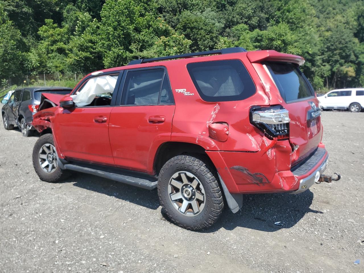 TOYOTA 4RUNNER SR5/SR5 PREMIUM