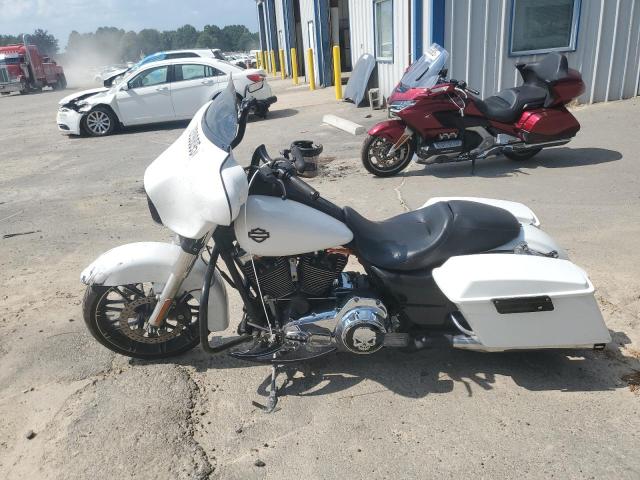 2013 HARLEY-DAVIDSON FLHX STREE 1HD1KBM13DB637034