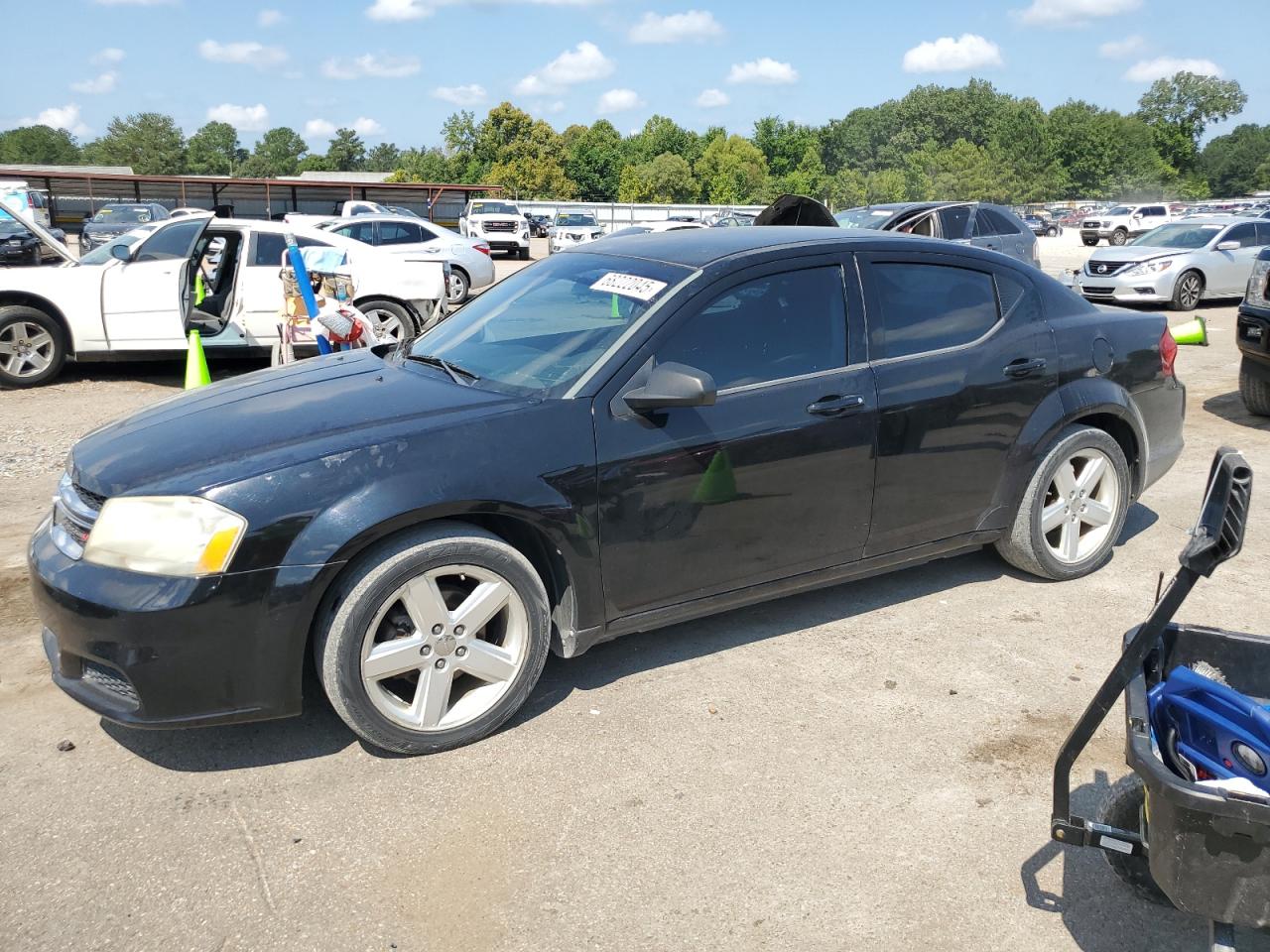 DODGE AVENGER SE