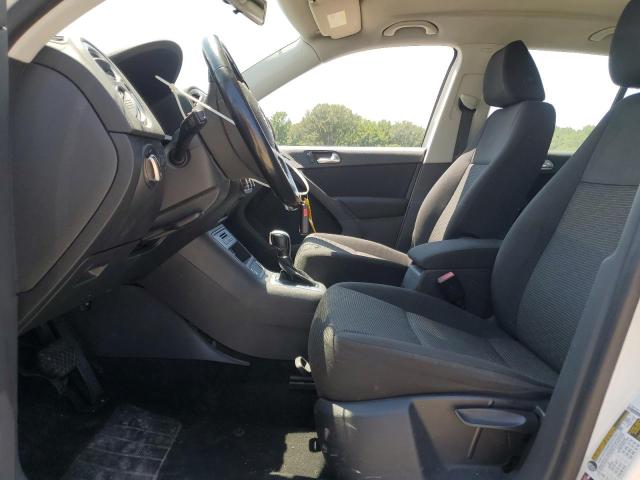 2018 VOLKSWAGEN TIGUAN LIMITED WVGAV7AX2JK000903