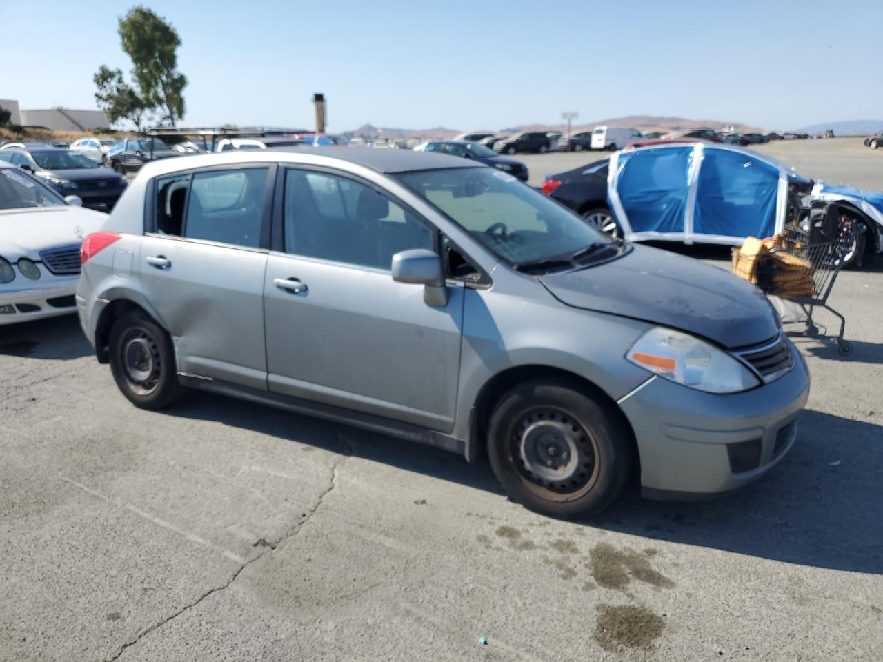 NISSAN VERSA S