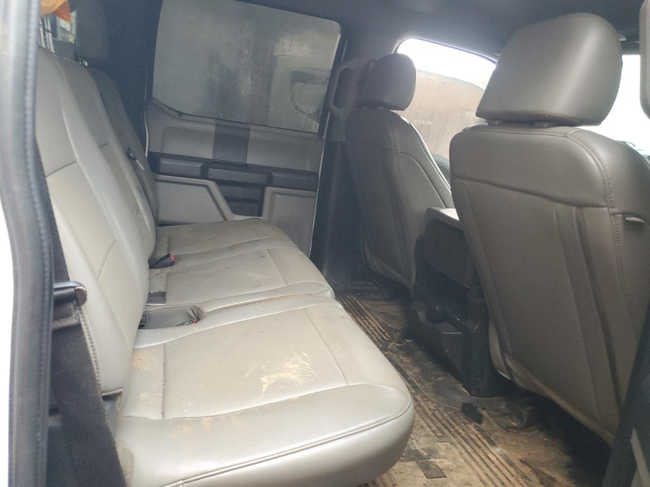 FORD F-450 SUPER DUTY