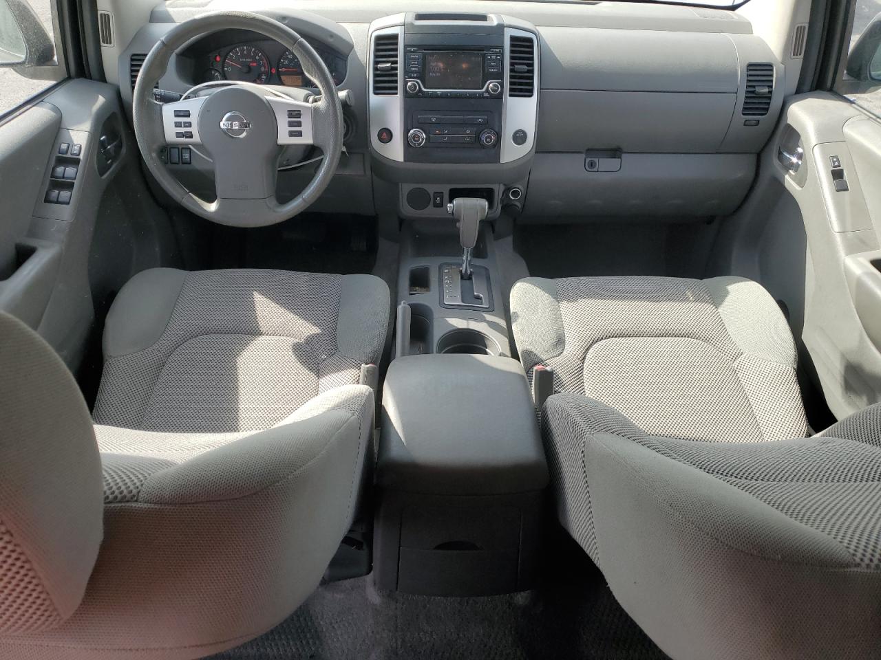 NISSAN FRONTIER S