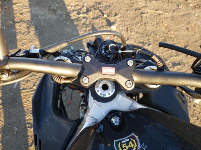 2022 APRILIA TUONO V4 1100 FACTORY ZD4KZUB01NS000401