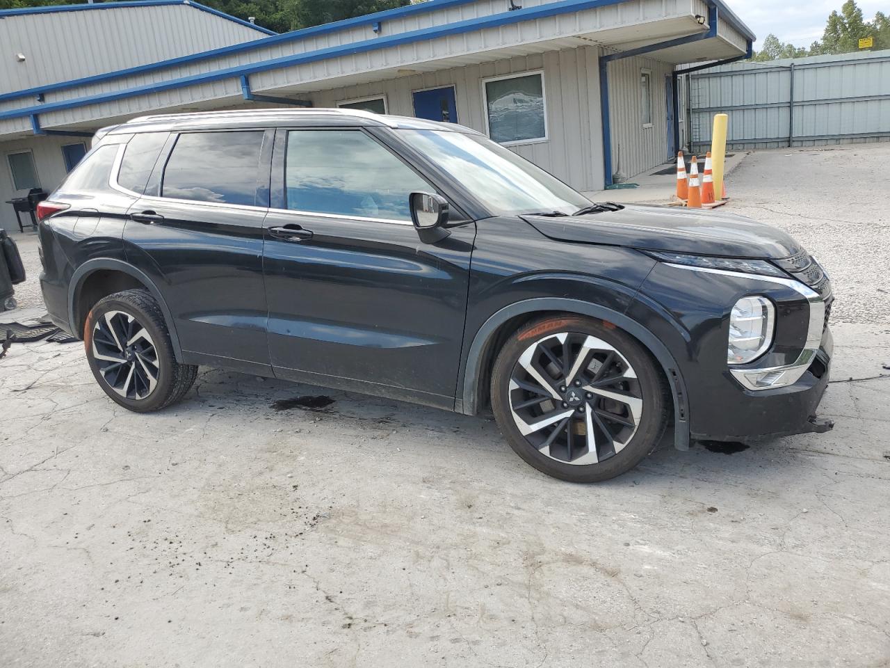 MITSUBISHI OUTLANDER SEL