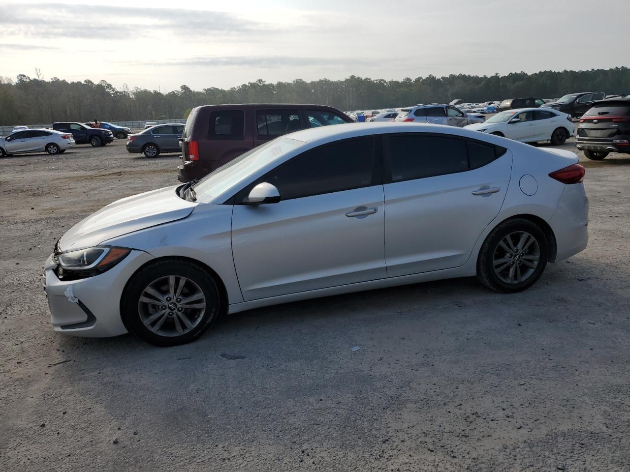 HYUNDAI ELANTRA SEL