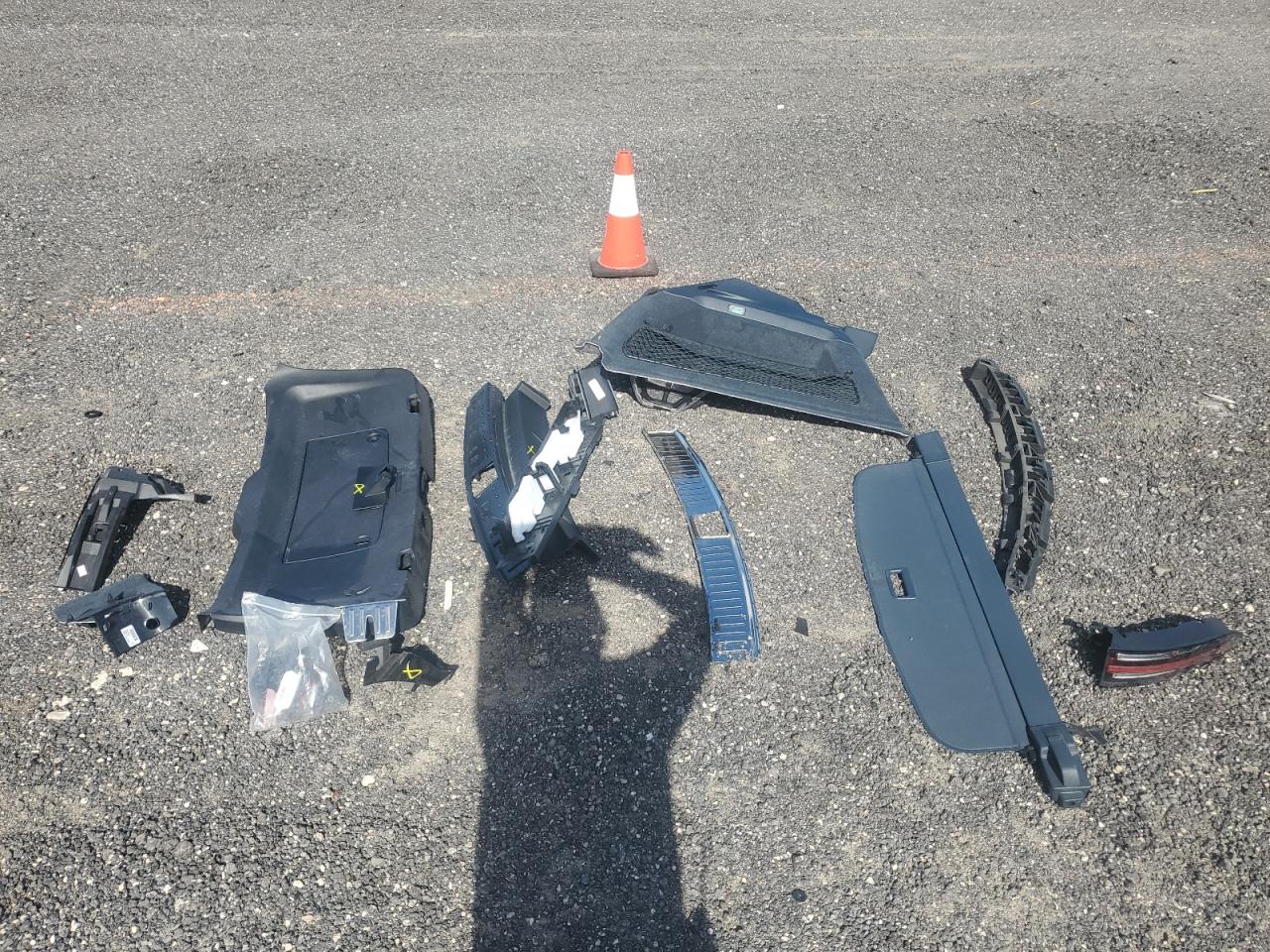 PORSCHE CAYENNE BASE