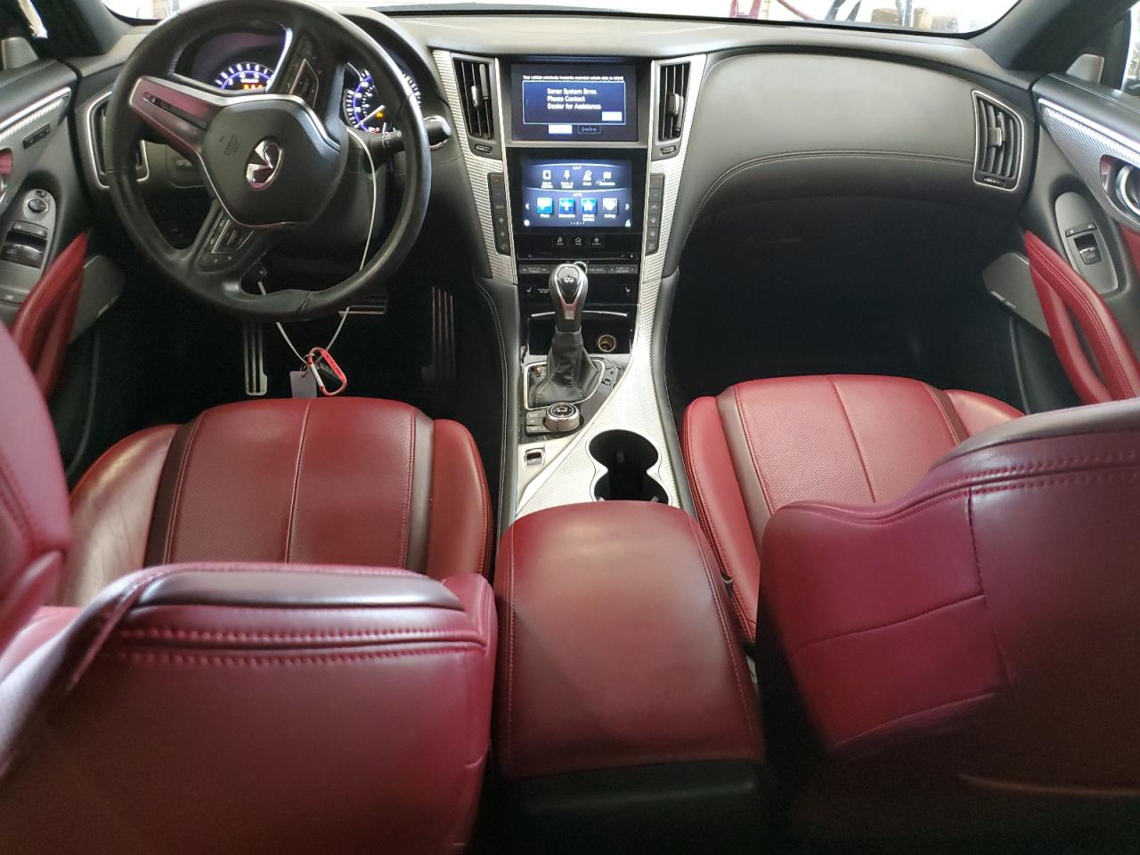 INFINITI Q60 RED SPORT 400