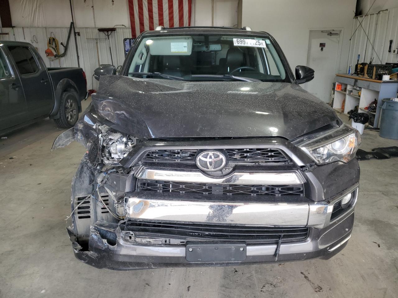 TOYOTA 4RUNNER SR5/SR5 PREMIUM