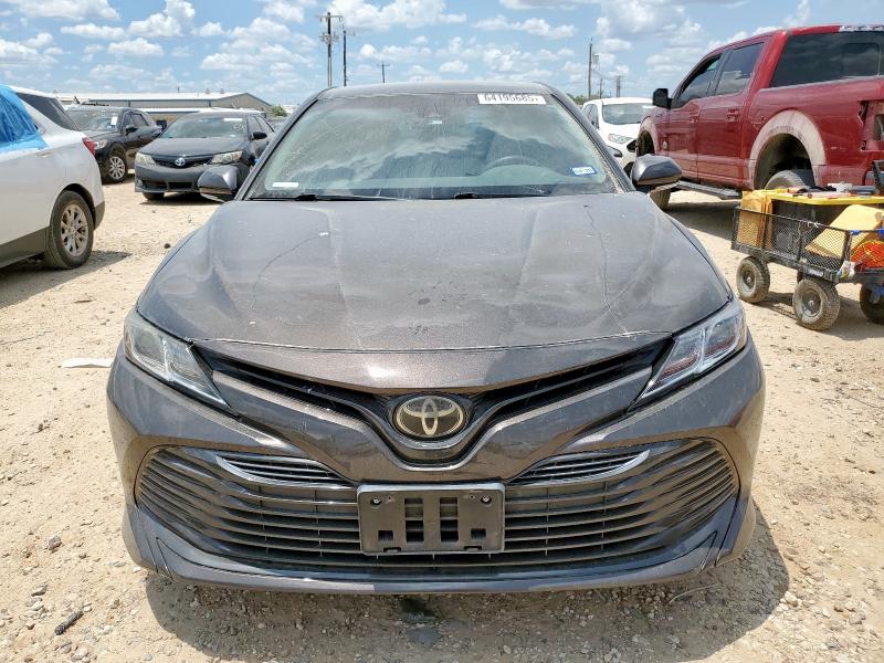 2018 TOYOTA CAMRY L 4T1B11HK1JU083543