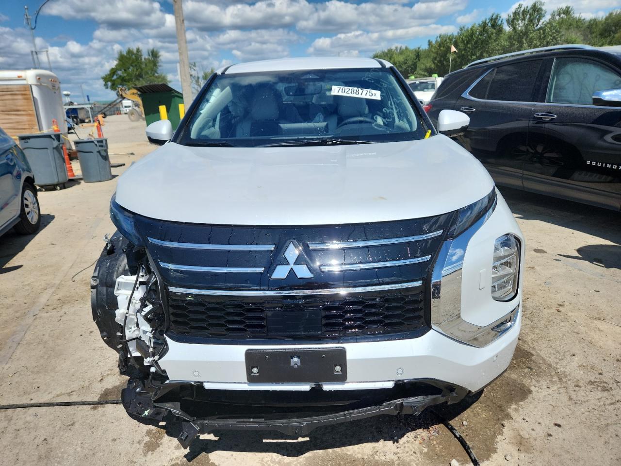 MITSUBISHI OUTLANDER SE