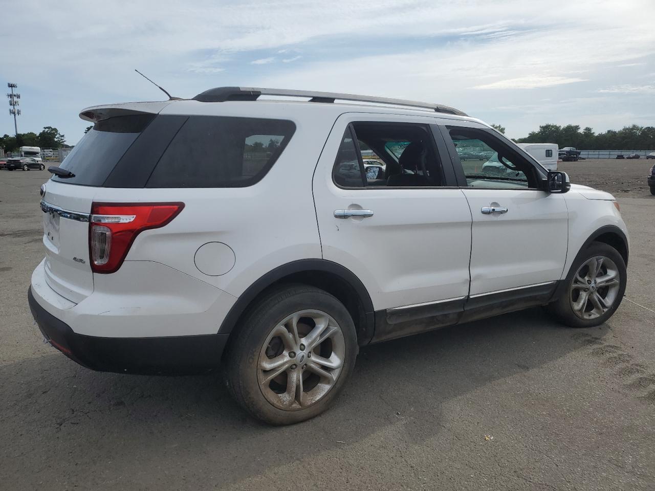 FORD EXPLORER LIMITED