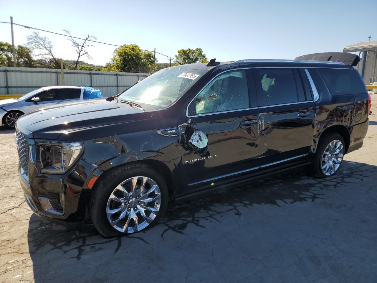 GMC YUKON DENALI ULTIMATE