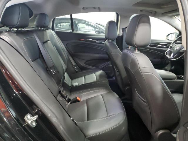 2018 BUICK REGAL ESSE W04GP6SX7J1067045