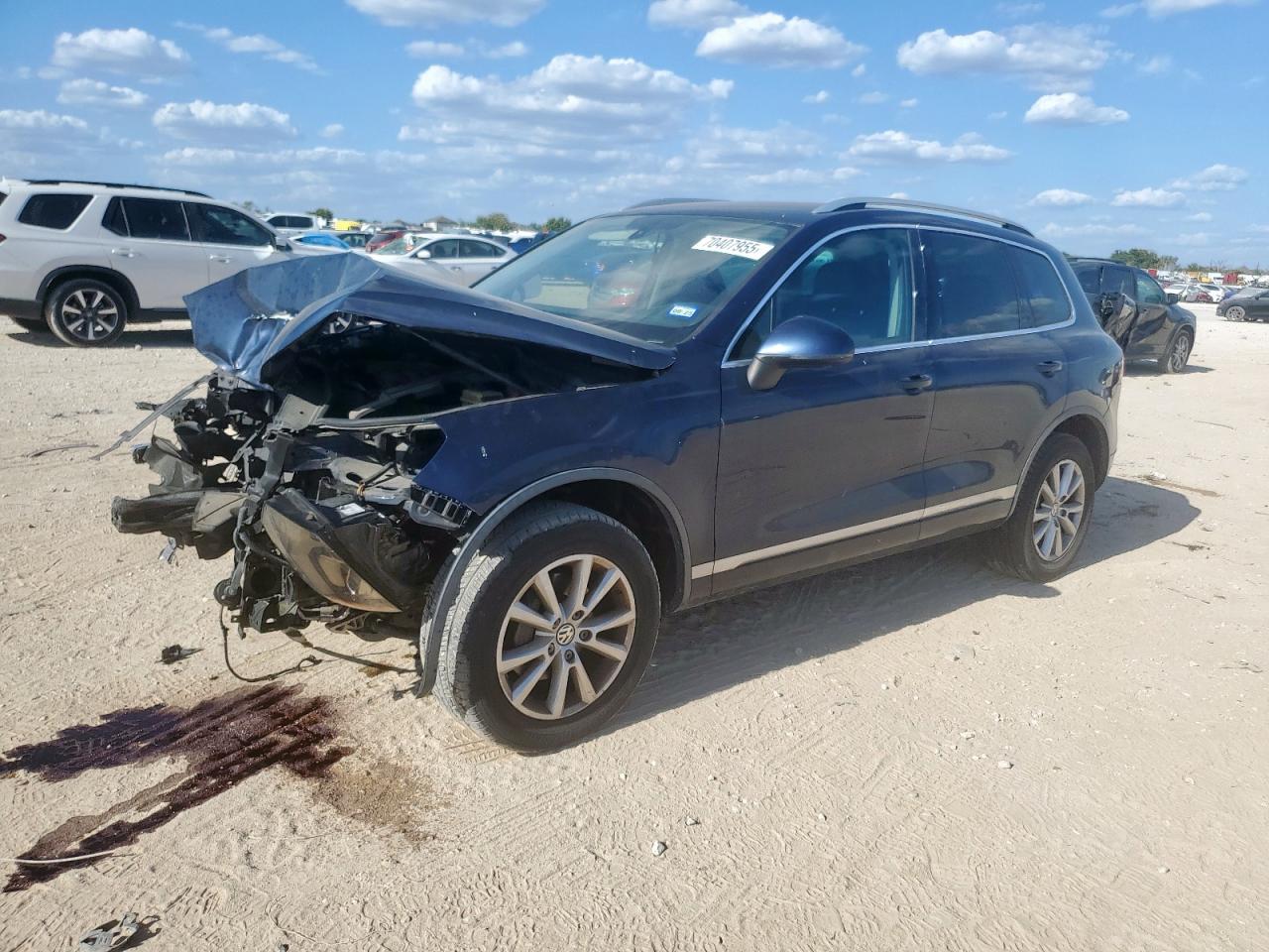  Salvage Volkswagen Touareg