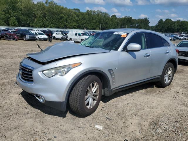 INFINITI QX70