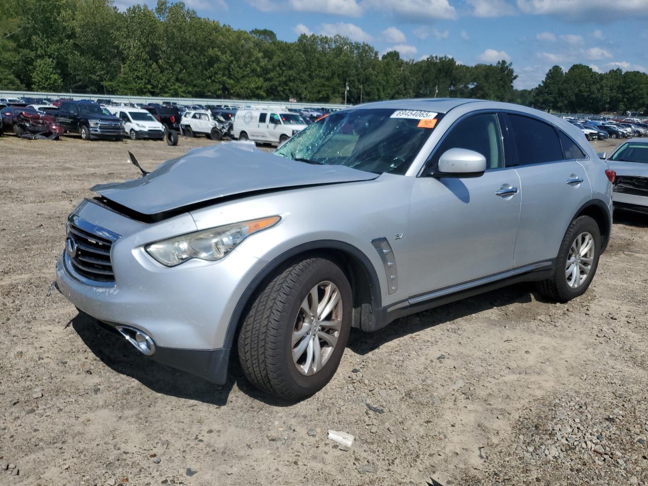 INFINITI QX70