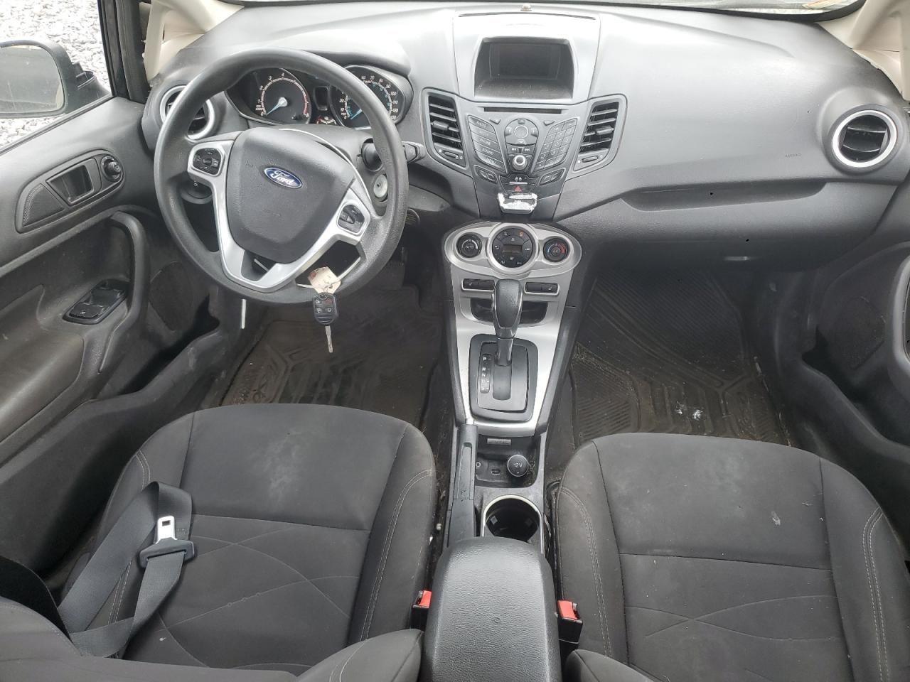 FORD FIESTA SE