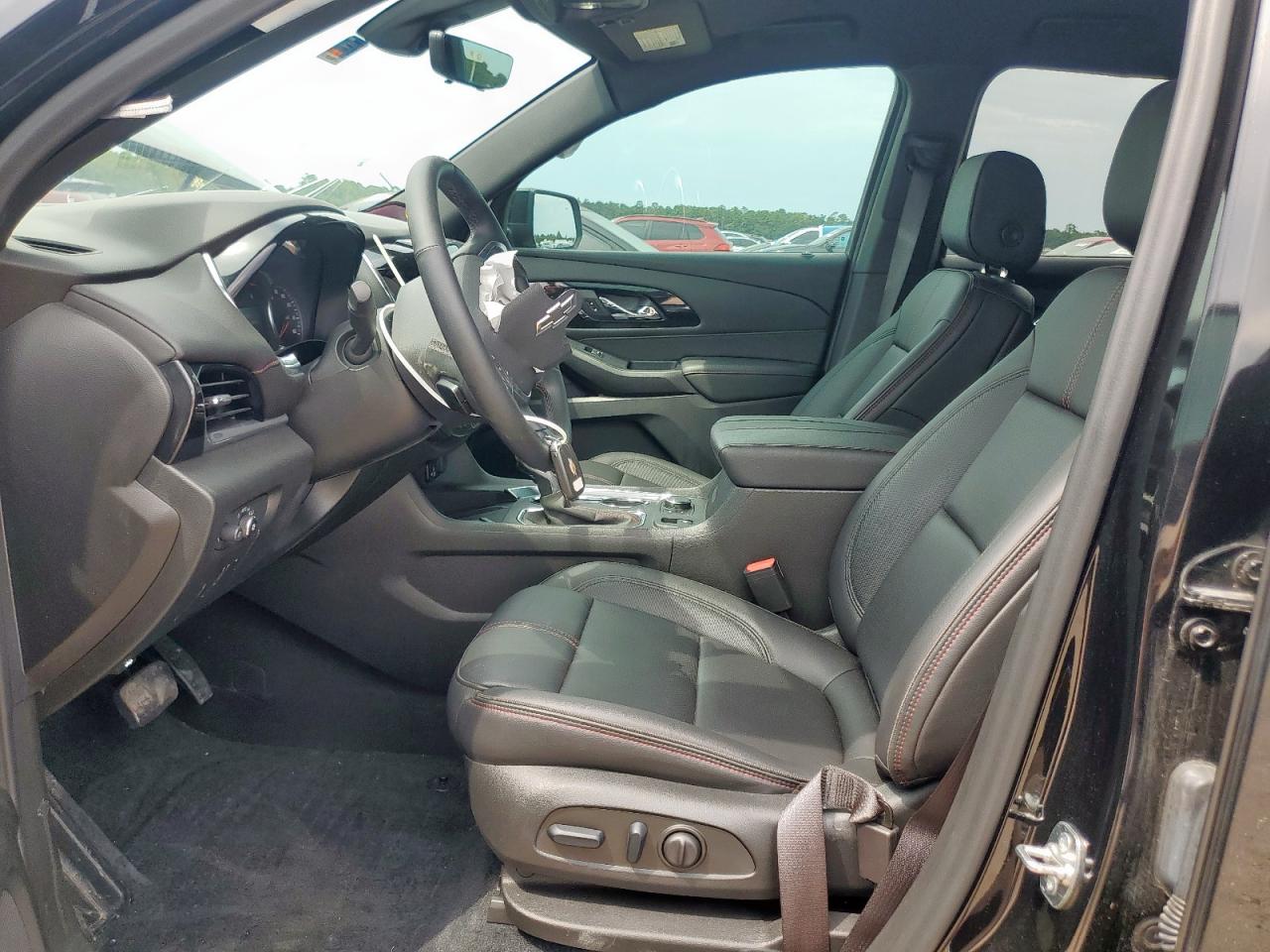 CHEVROLET TRAVERSE RS