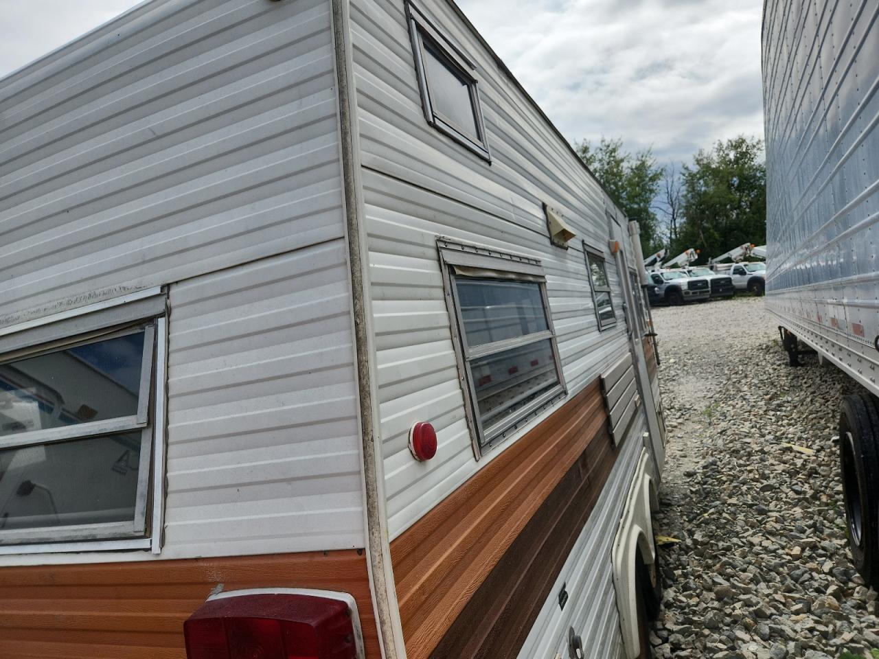 Lot #3246099201 1979 SPORTSMEN TRAVELTRLR