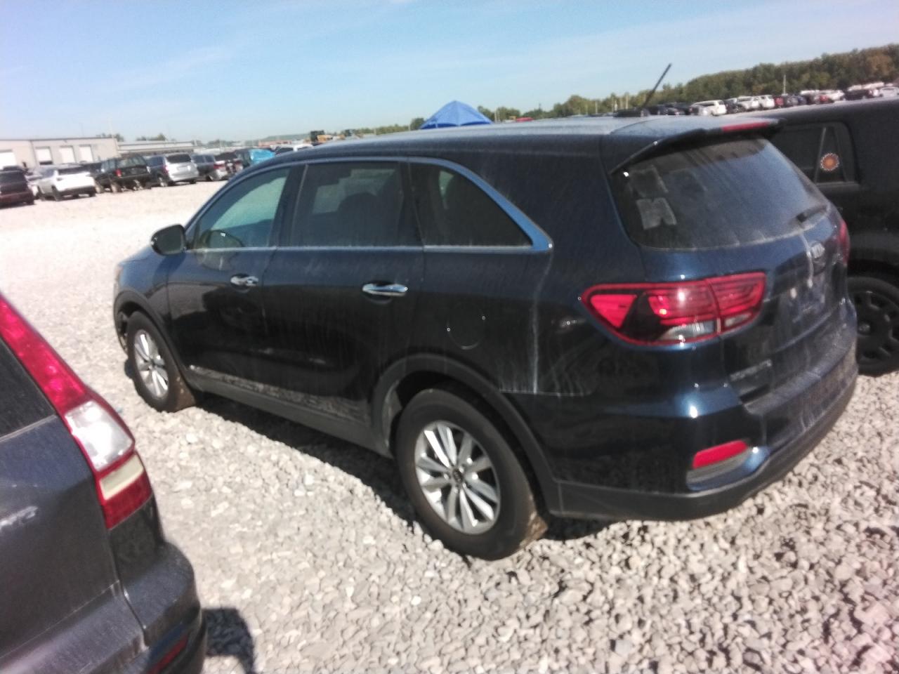 KIA SORENTO LX