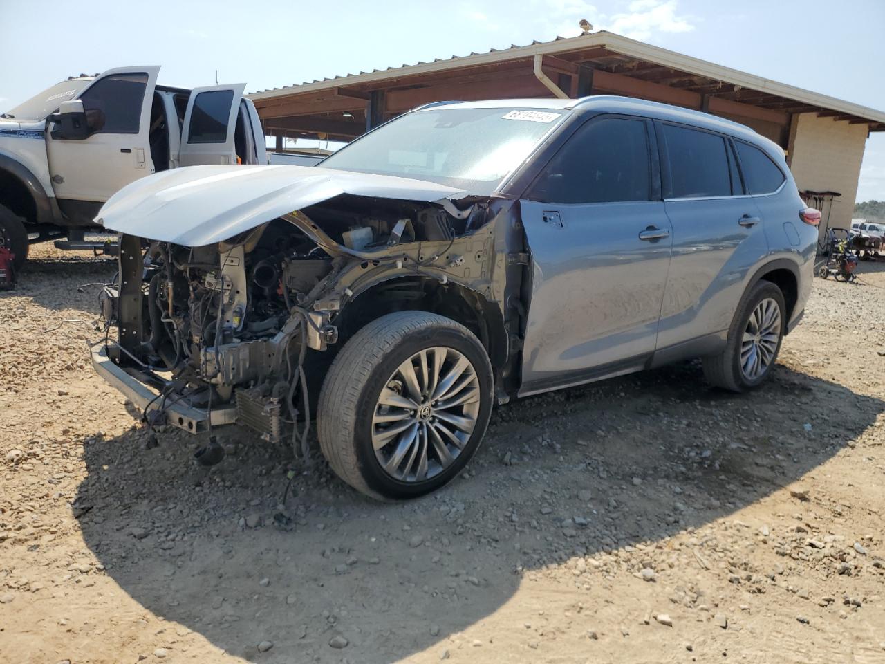 TOYOTA HIGHLANDER PLATINUM