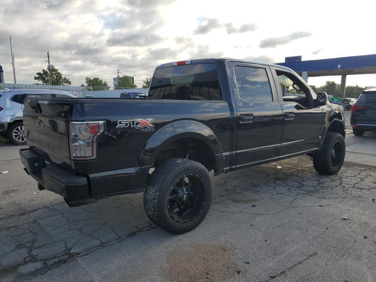 FORD F-150 SUPERCREW