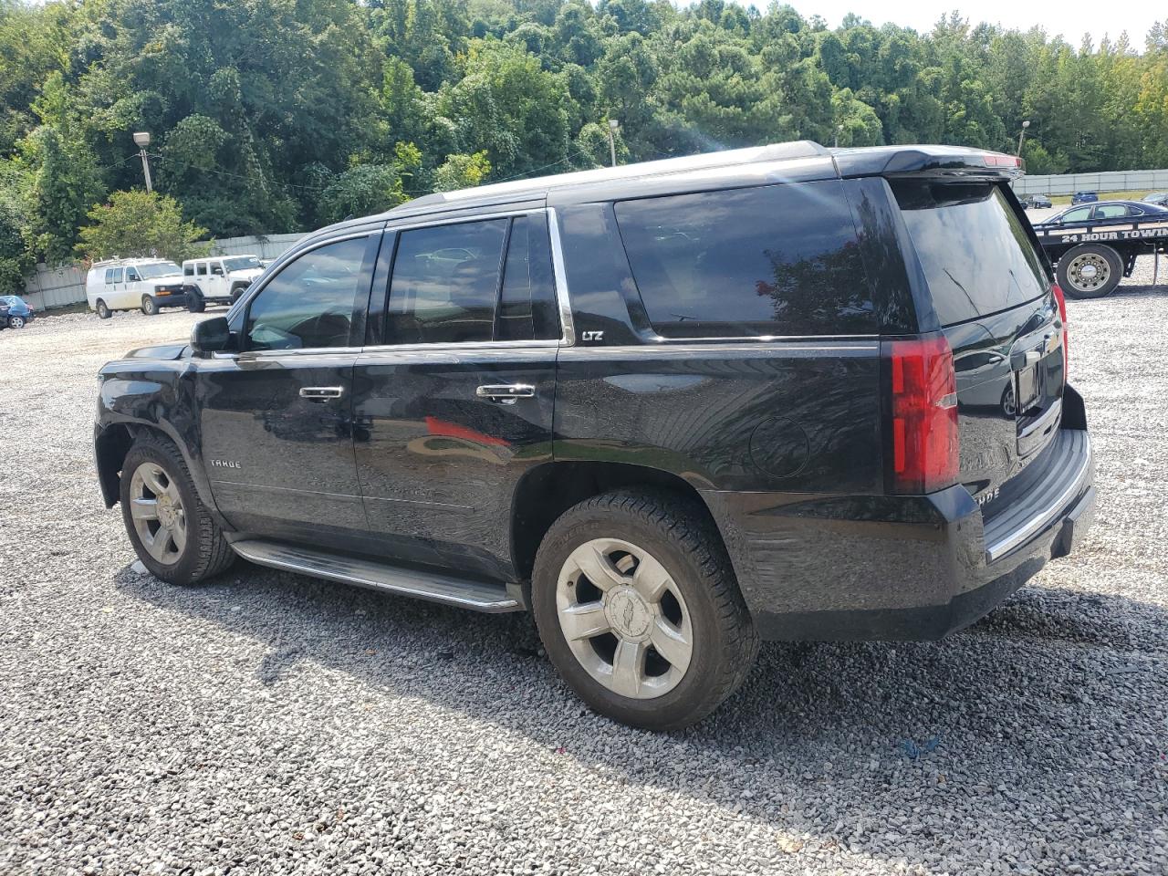 CHEVROLET TAHOE C1500 LTZ