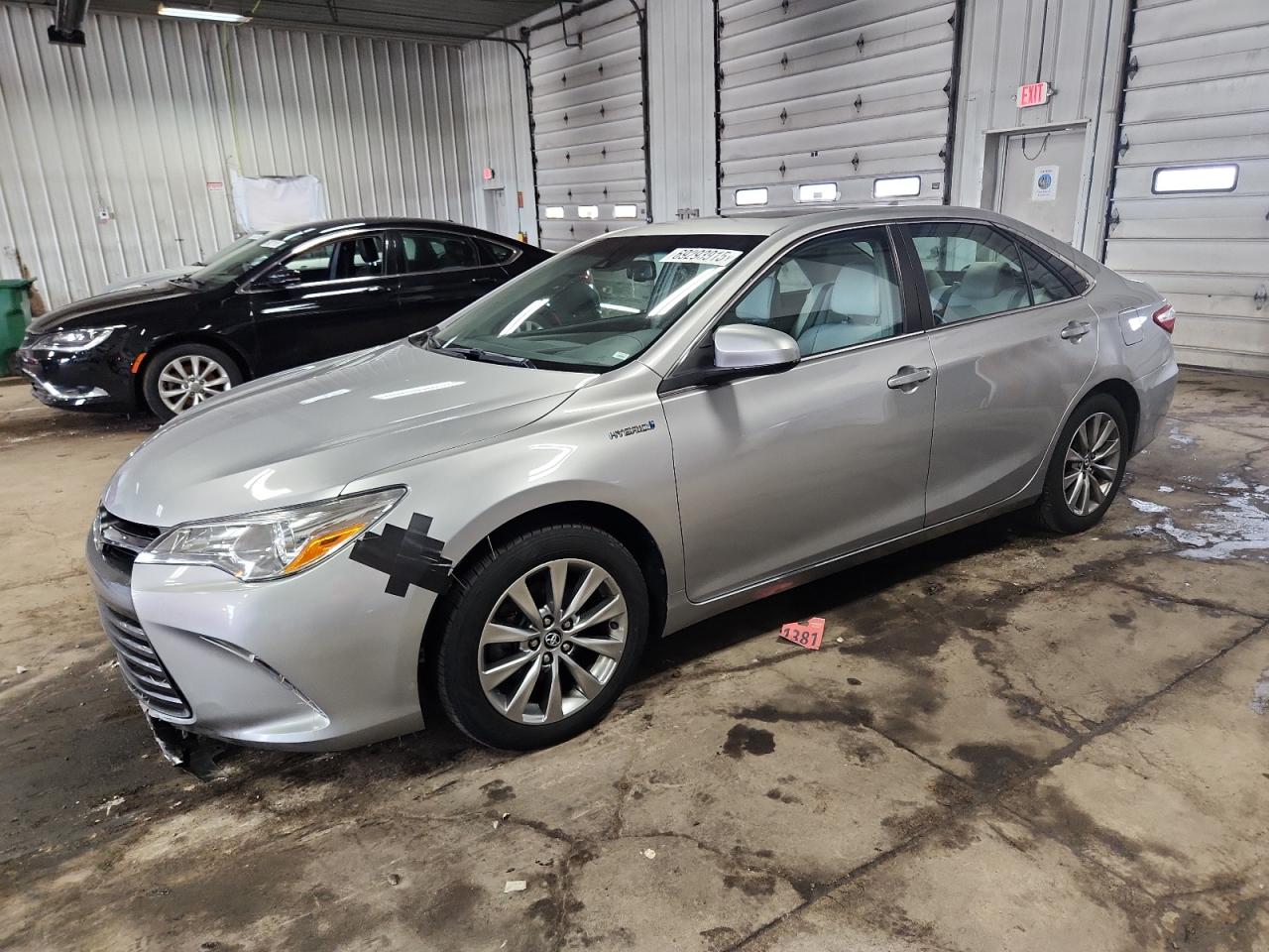 TOYOTA CAMRY HYBRID
