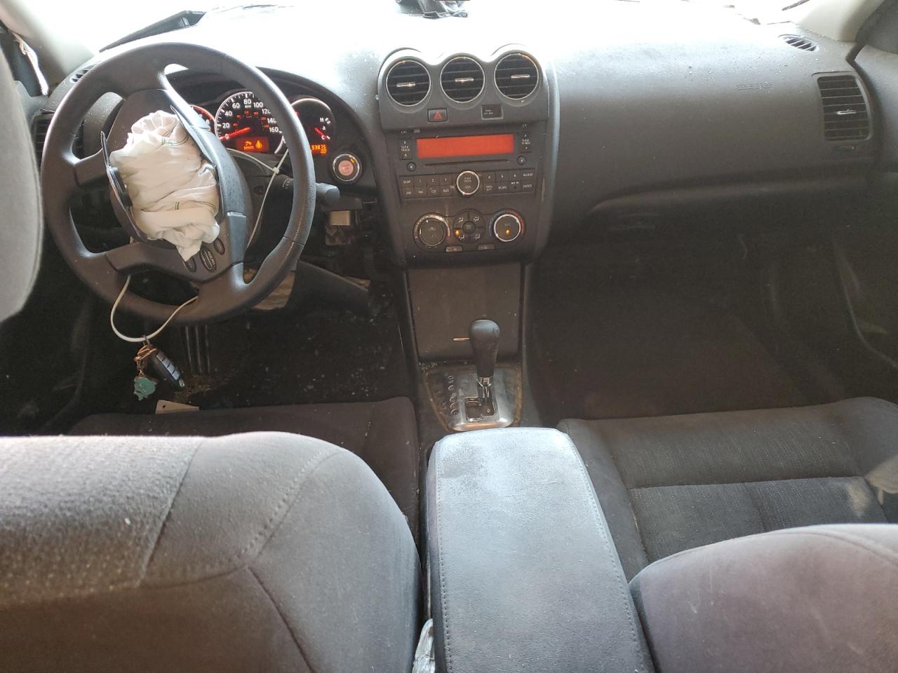 NISSAN ALTIMA BASE