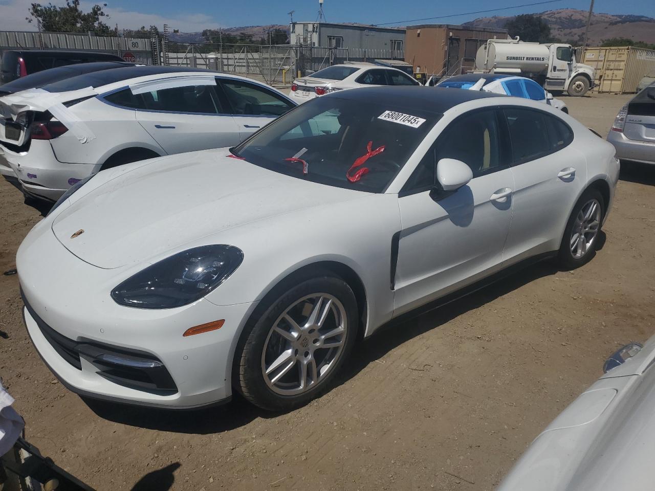 PORSCHE PANAMERA 2