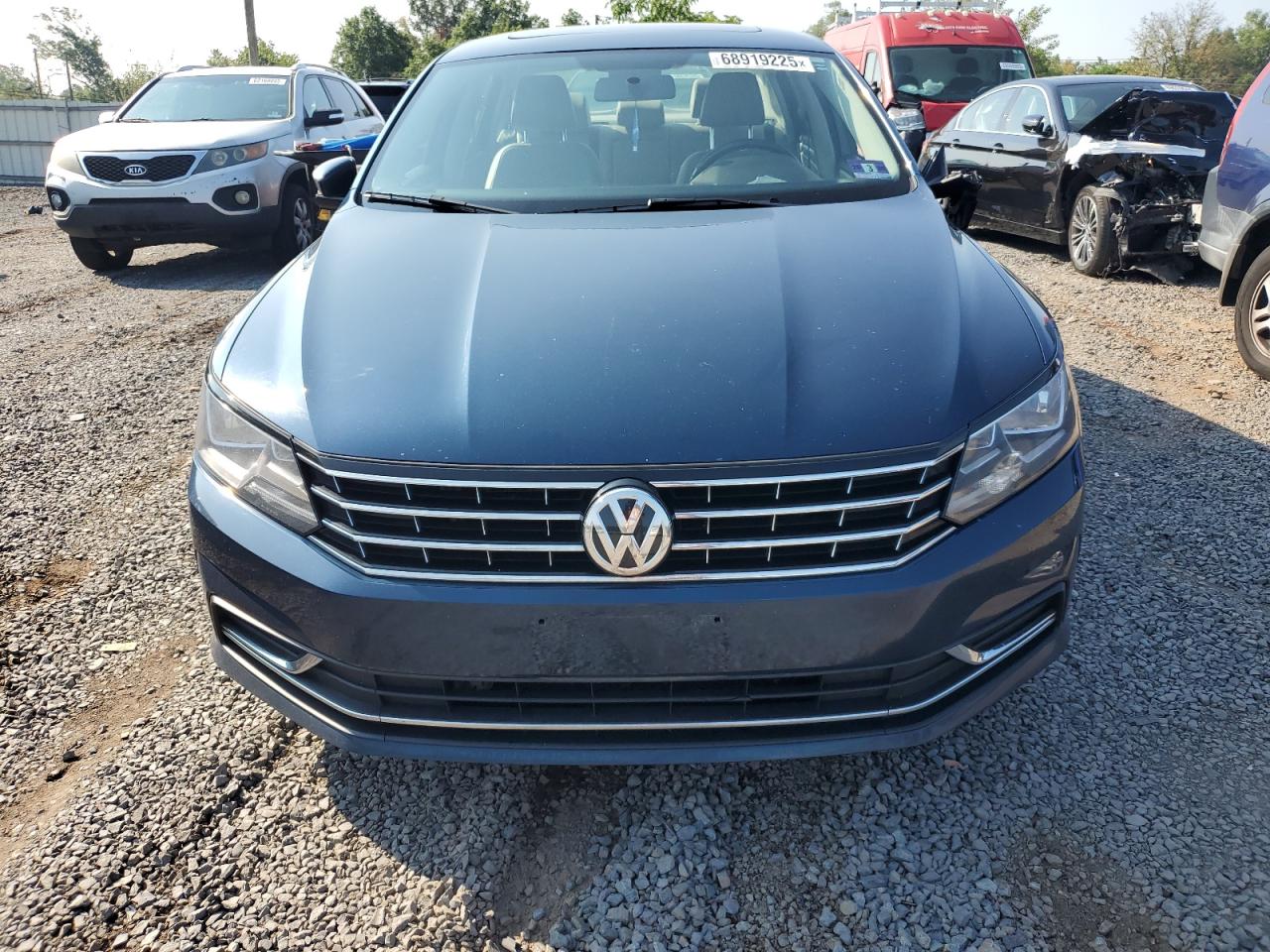 VOLKSWAGEN PASSAT WOLFSBURG