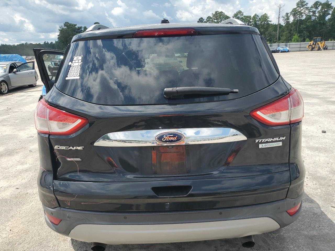 FORD ESCAPE TITANIUM