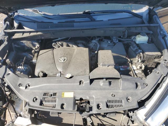 2018 TOYOTA HIGHLANDER SE 5TDJZRFH3JS816825