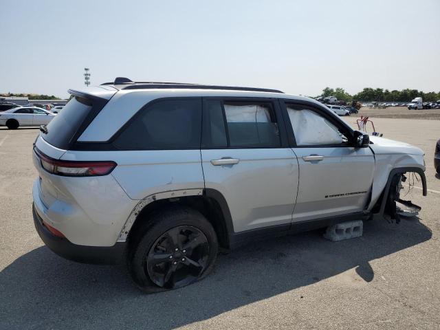 2024 JEEP GRAND CHEROKEE LAREDO 1C4RJHAG6R8605590