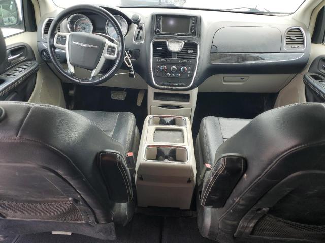 2015 CHRYSLER TOWN & COU 2C4RC1AGXFR675935