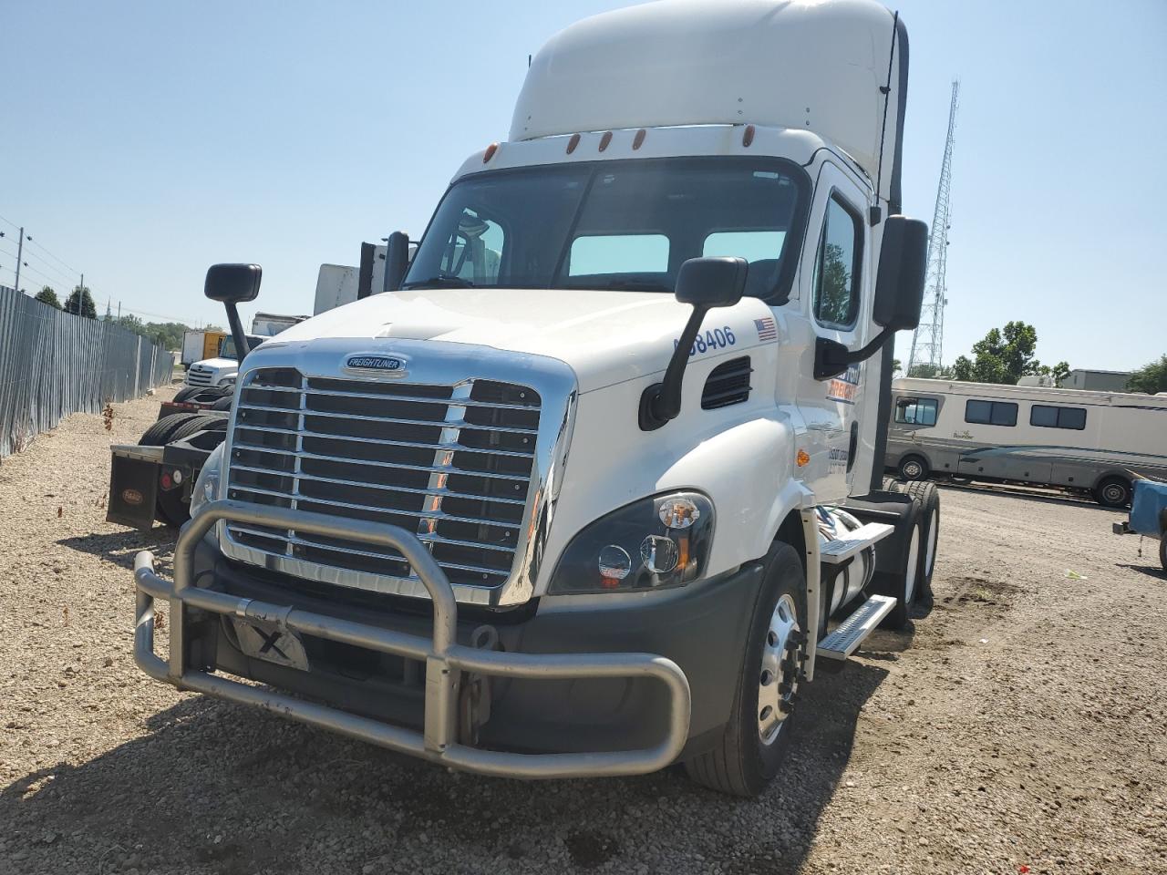 Lot #3283969814 2018 FREIGHTLINER CASCADIA 1
