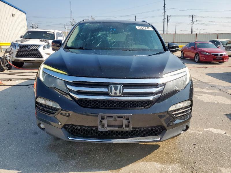 2017 HONDA PILOT TOUR 5FNYF5H98HB044150