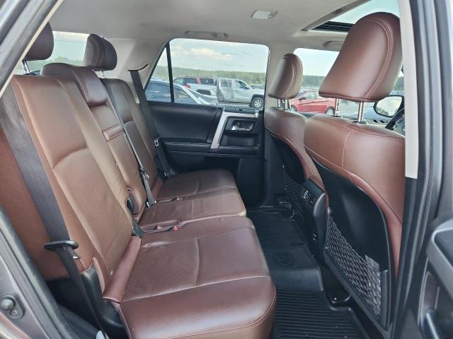 2018 TOYOTA 4RUNNER SR - JTEZU5JR8J5188546